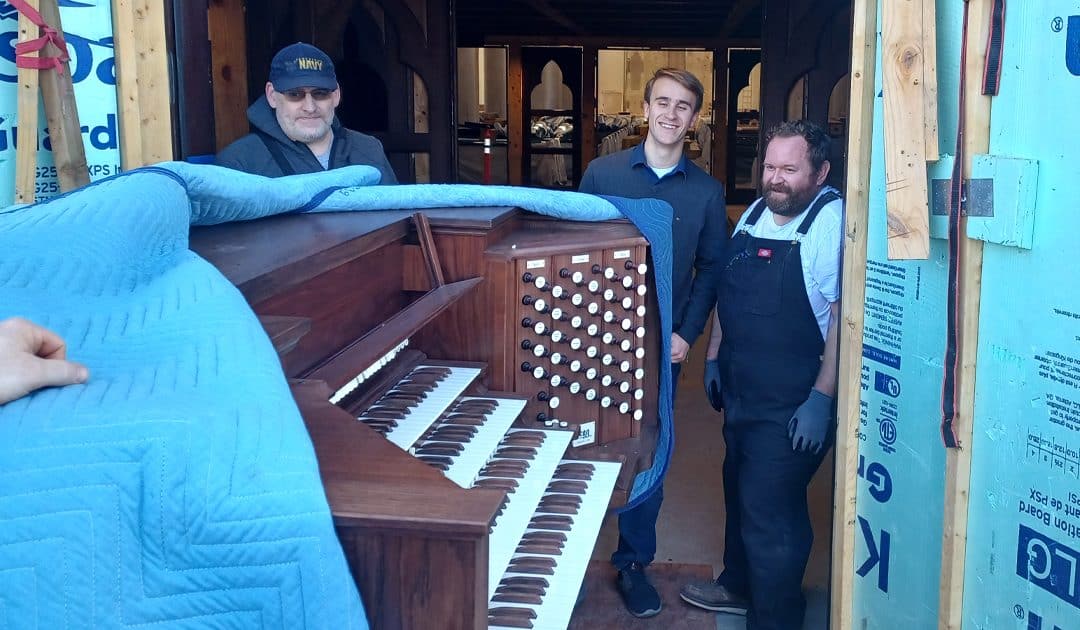 Organ Installation Begins in New Chapel
