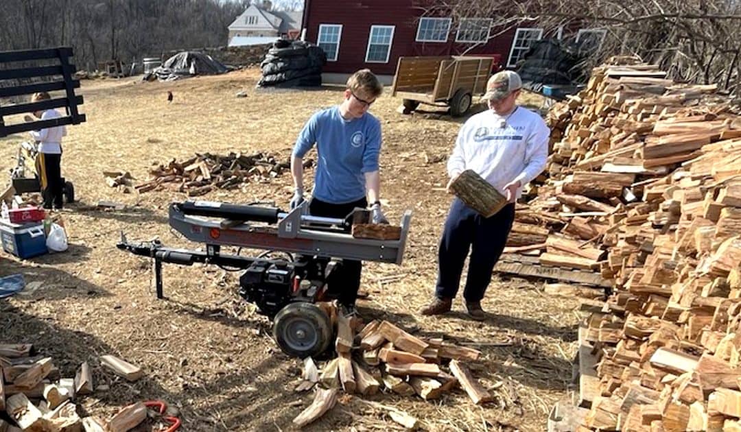 Students Spend Saturday Assisting Fairfield Carmelites