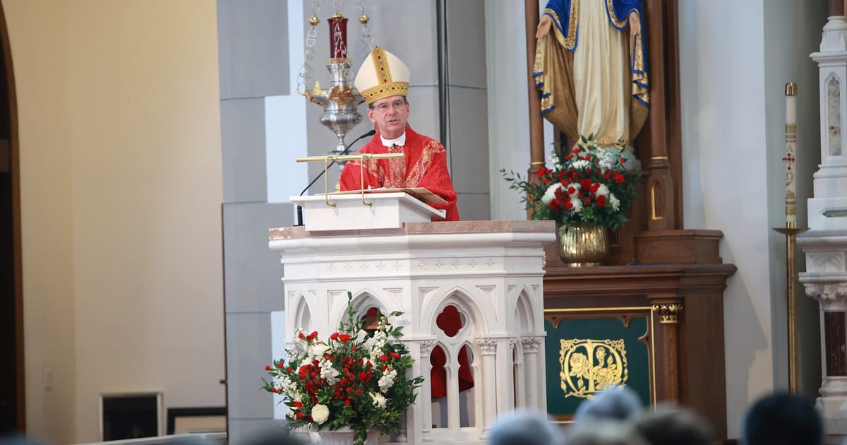 The Diocese of Arlington’s Bishop Michael Burbidge celebrated the opening Mass of the Holy Spirit for the college community in the college’s new Christ the King Chapel.