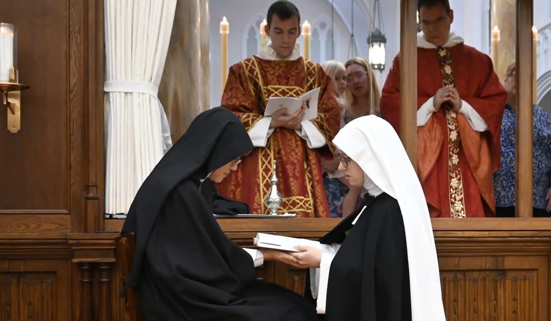 Alumna Makes First Profession with Dominicans