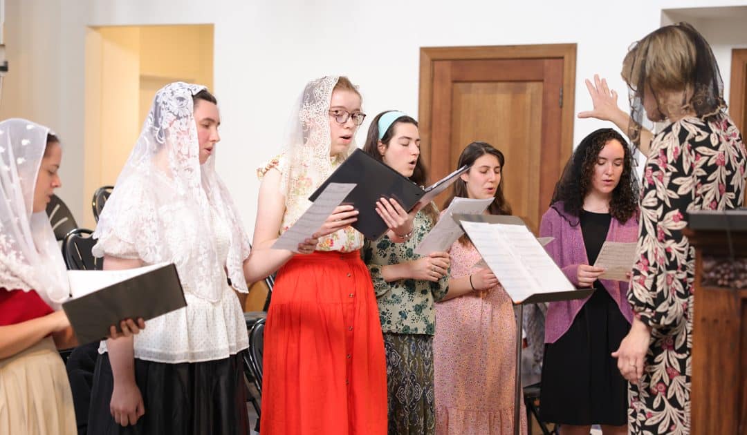 Women’s Schola Launches at Christendom