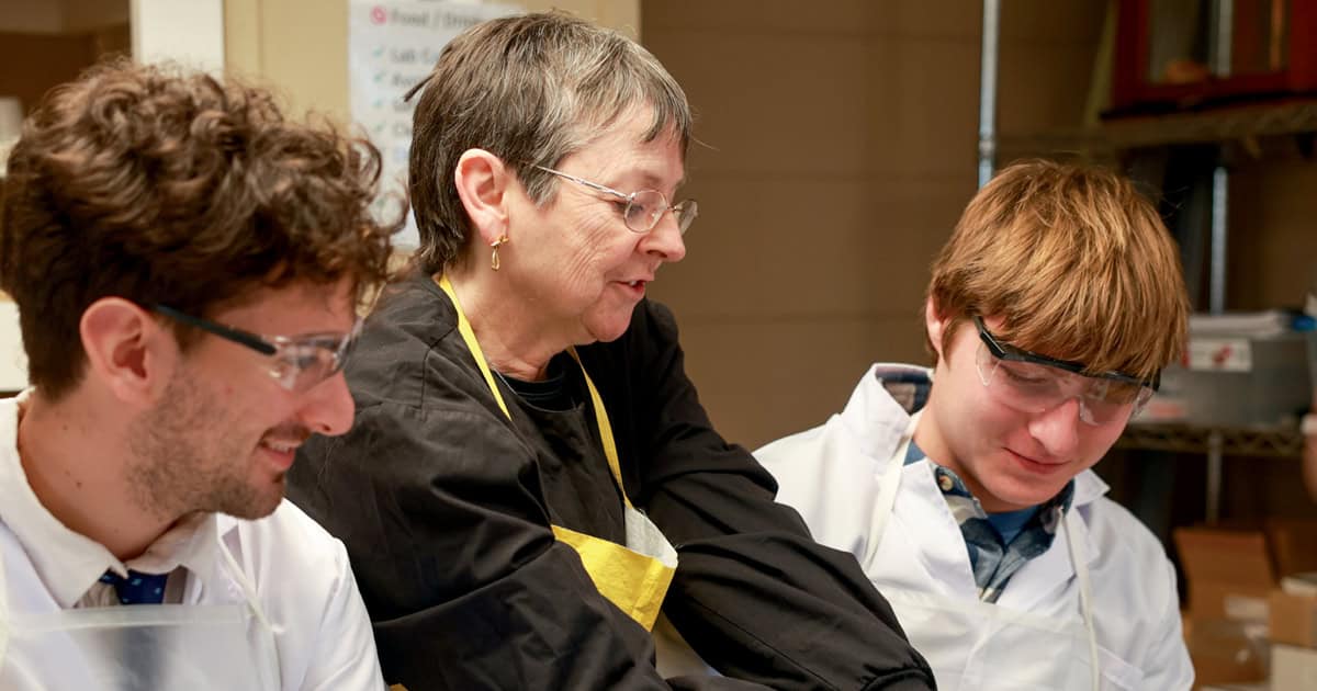 Students in a biology class with Dr. Aileen Foeckler.